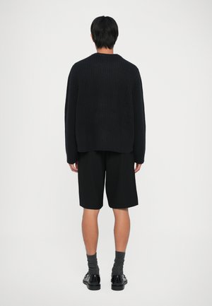 Posizione in classifica 5: Won Hundred - BENTLEY - Maglione