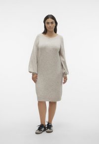Vero Moda Curve Vestido de punto - birch
