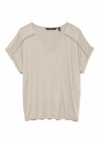 Lys beige kortærmet t-shirt med v-hals, lavet af blødt stof. Har diskret syninger langs skuldrene og en afslappet pasform.