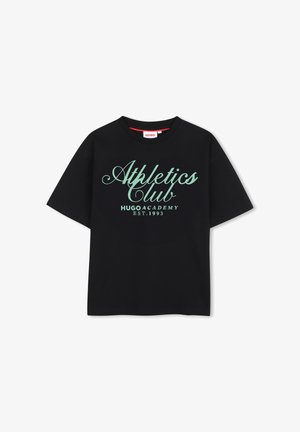 T-shirt noir à manches courtes avec texte vert clair "Athletics Club HUGO ACADEMY EST. 1993" imprimé sur le devant, col rond.