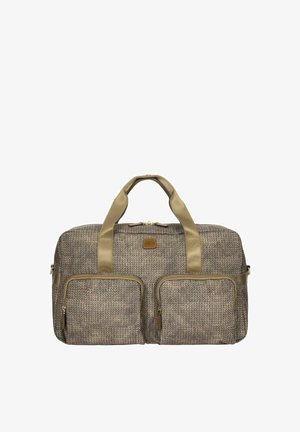 Sac de voyage en tissu texturé marron avec deux poches zippées à l'avant et des sangles synthétiques beiges. Il dispose d'une fermeture éclair sur le dessus et d'un accent logo.