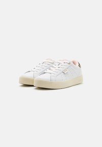 Fila LUSSO - Sportcipő - white