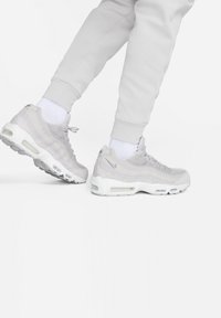 Nike Sportswear M TCH FLC S - Verryttelyhousut - light iron ore baltic blue