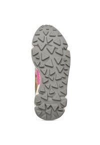 Suola della scarpa con una superficie grigia e testurizzata, caratterizzata da tasselli triangolari. Il lato superiore presenta sezioni rosa e beige, con logo e un design a strati.