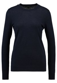 Marinblå långärmad tröja i ett mjukt, lätt material med rund halsringning samt ribbade ärmslut och nederkant. Inga synliga mönster.