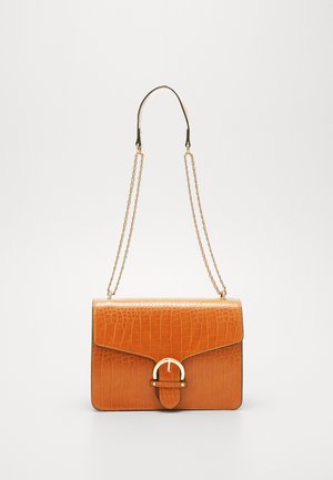 Taška s příčným popruhem - cognac