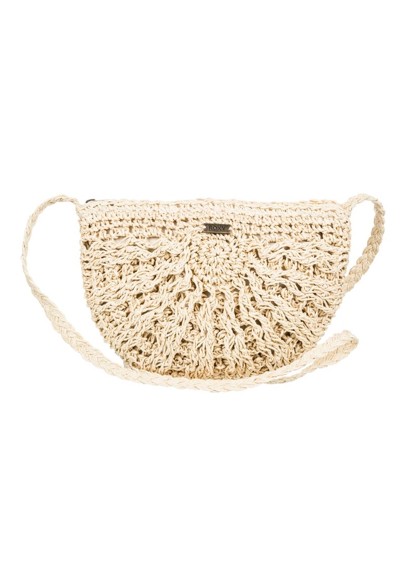 Béžová tkaná crossbody taška s kulatým tvarem, zdobená texturovaným háčkovaným vzorem a pleteným popruhem na nošení.