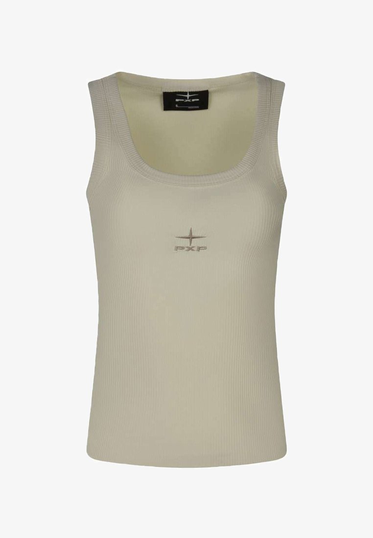 Débardeur beige à côtes avec larges bretelles et petit logo centré présentant une boussole et les lettres "PXP".