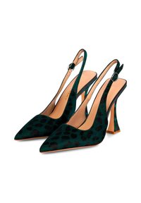 Zapatos de tacón slingback de charol verde con estampado de leopardo, con puntera afilada, suela naranja en contraste y tacones en bloque estructurados. Diseñados en material suave.