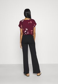 VILA Kalhoty - black