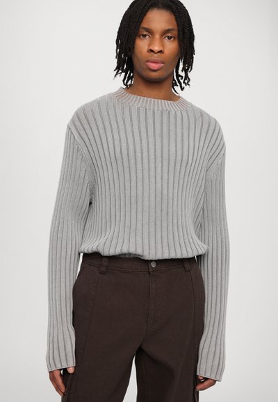 Han Kjøbenhavn CARGO TROUSERS - Kargopüksid - dark brown