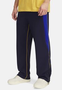 TRICOT SIDE STRIPE - Jogginghose - midnight navy