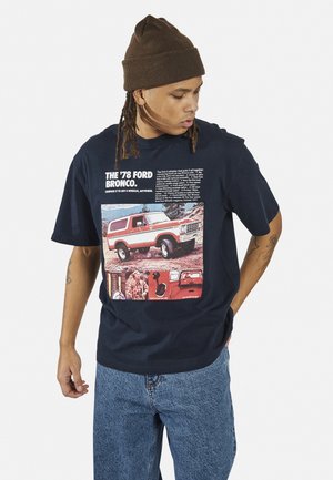 Redefined Rebel DRAKE TEE BOXY FIT UNISEX - Tricou cu imprimeu - sky captain