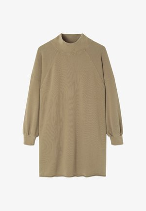 Khaki värvi pullover-kleit kõrge kaelusega, raglaanvarrukatega ja kogutud mansettidega. Pehme kangas, sileda tekstuuriga ja sirge lõikega.