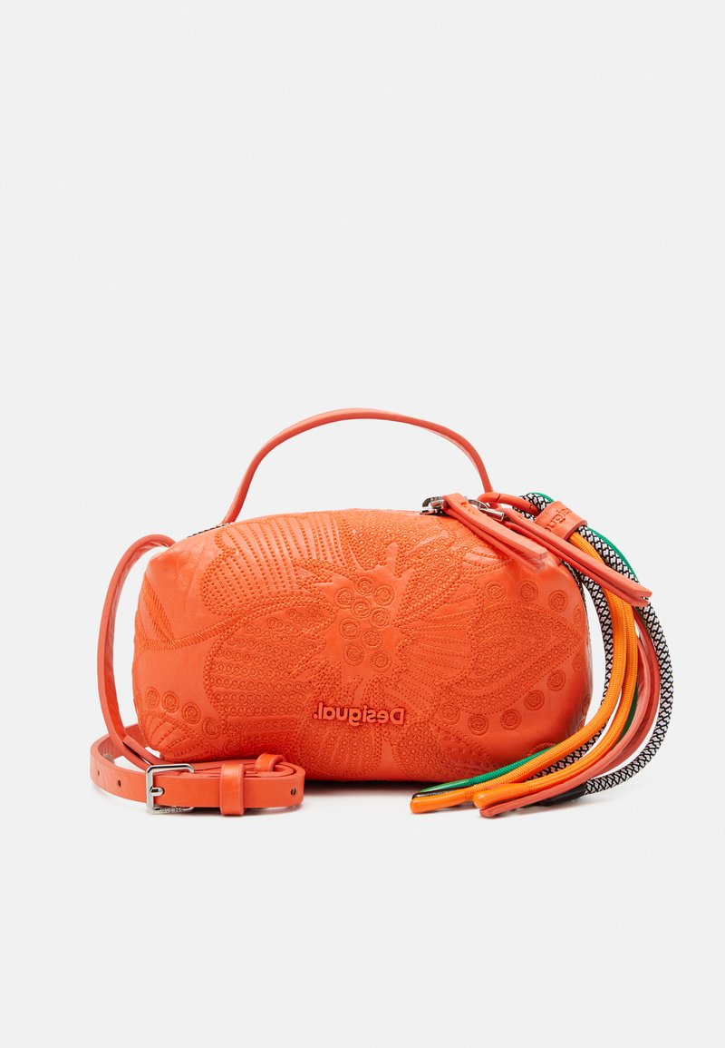 Desigual BAG ALPHA DETROIT Clutch naranja Zalando.es