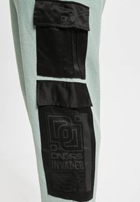 Combinaison D'entraînement Dangerous DNGRS - Gris/noir/rouge - Coton - Homme - Neuf Avec étiquettes