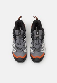 Salomon X ULTRA 360  szary
