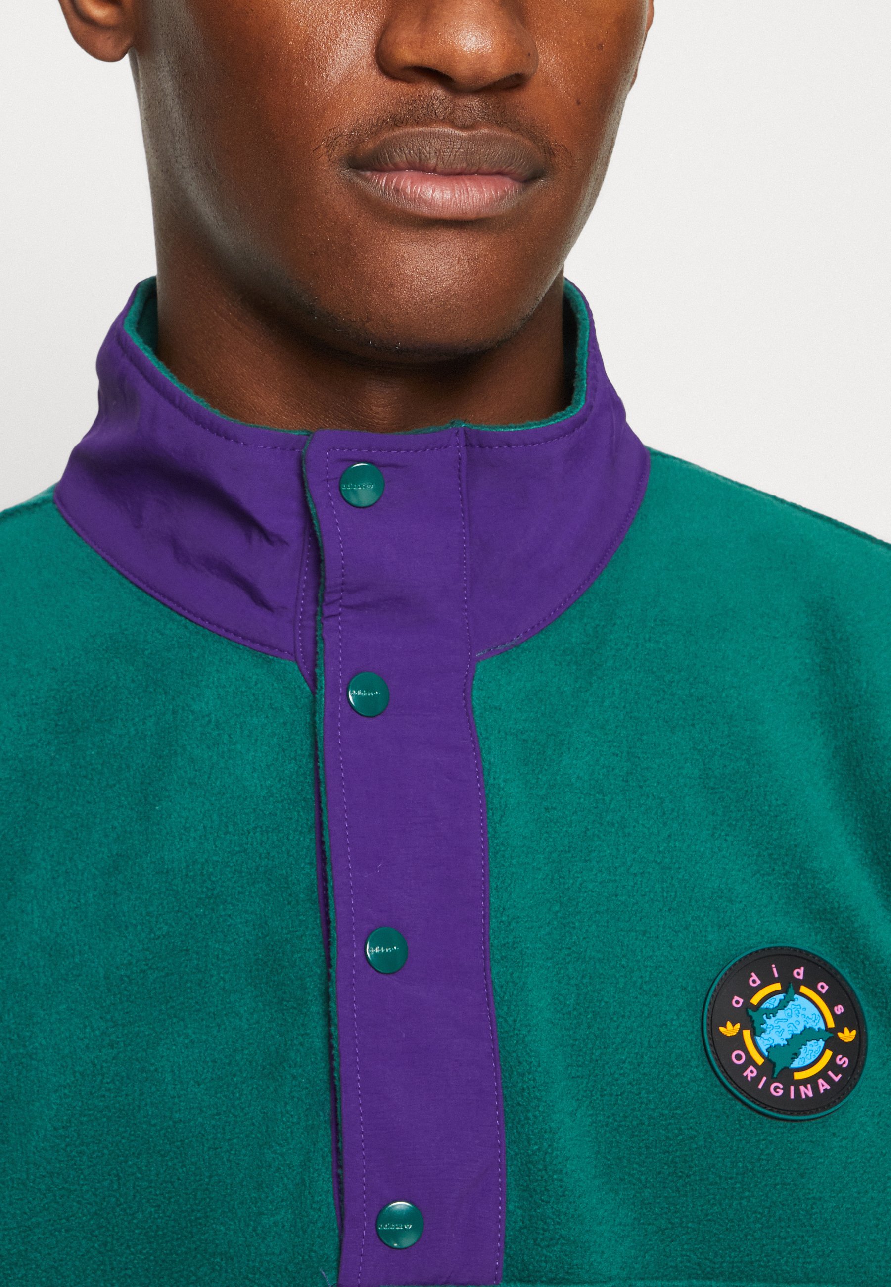 adidas originals snap