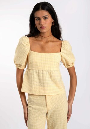 CON CUADROS VICHY Y MANGAS ABULLONADAS - Blouse - amarillo