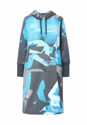 Huppari mekko pehmeästä fleece-materiaalista, jossa on sinimustaa ja harmaata abstraktia kuviota, pitkät hihat, etutasku ja säädettävät nyörit.