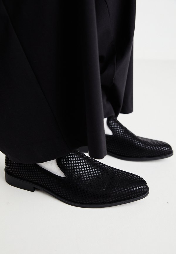 BERTON - Slip-ons3