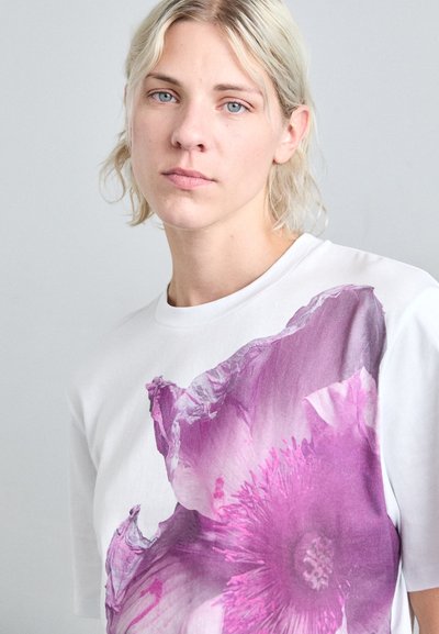 Stine Goya MARGILA - T-shirts med print - multi-coloured