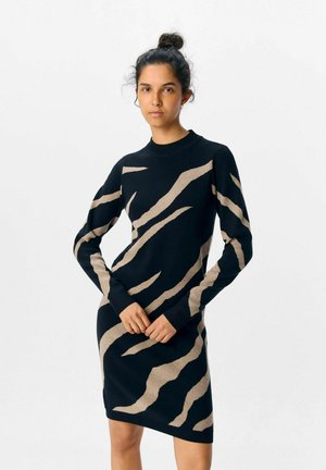 Object OBJRAY DRESS - Abito in maglia - black