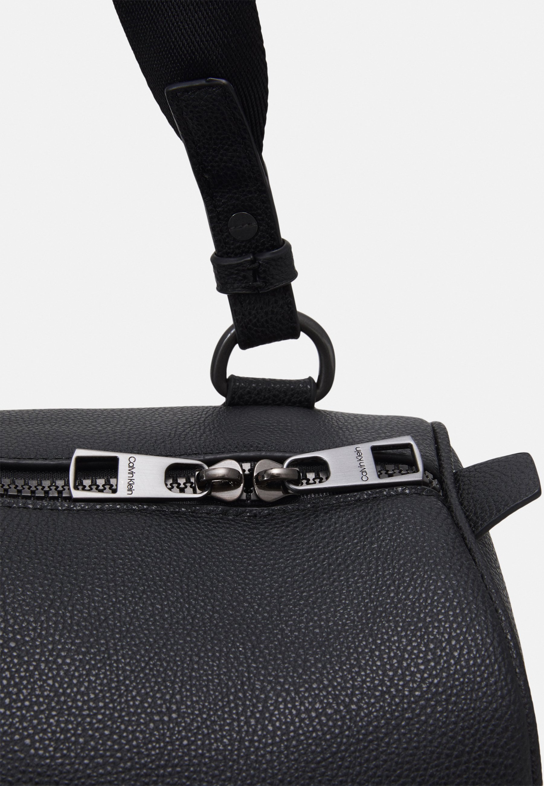 calvin klein weekender bolsa