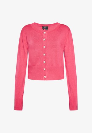 Lyserød cardigan lavet af blødt stof, med lange ærmer og rund halsudskæring. Fem dekorative knapper løber ned langs forsiden.