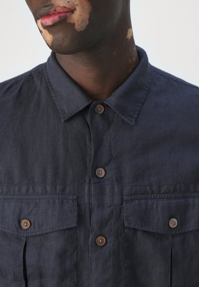 PS Paul Smith MENS L/S CASUAL FIT UTILITY - Marškiniai - blues