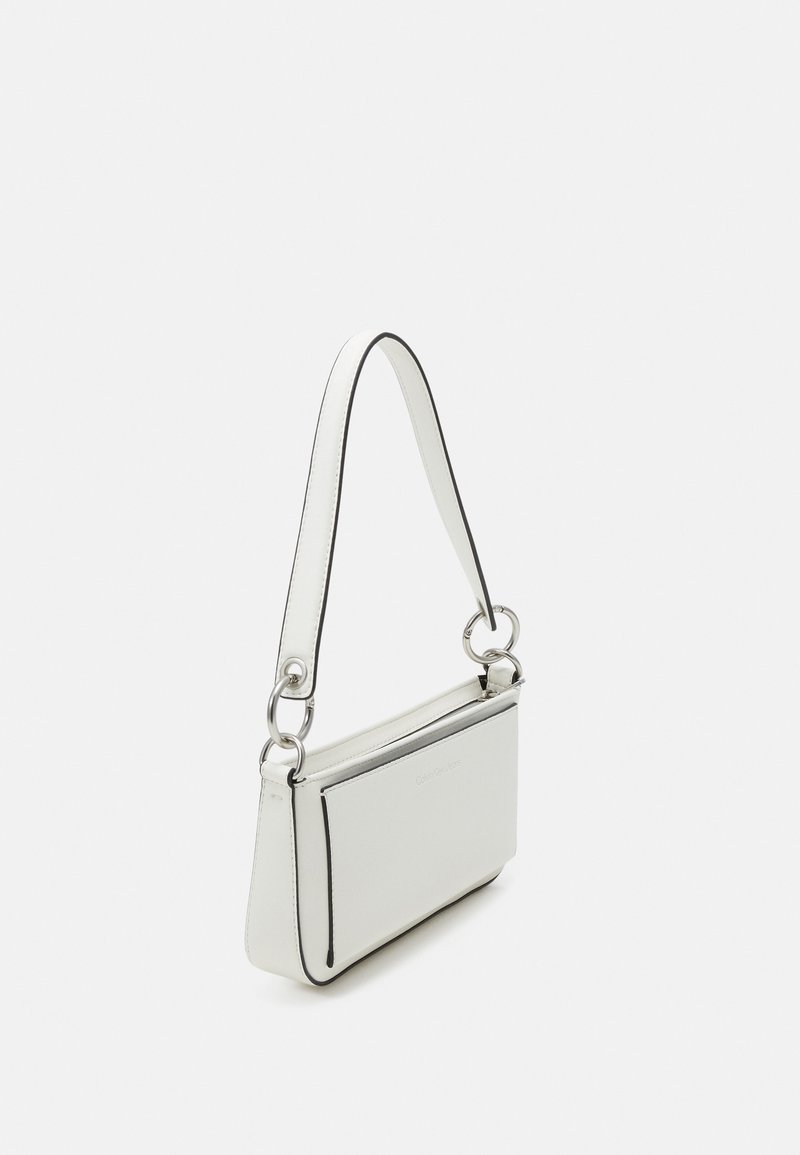 Damen Handtaschen | Calvin Klein Jeans SCULPTED SHOULDER POUCH TWO TONE Umhängetasche warm white/weiß - RA58684 Damen Handtaschen | Calvin Klein Jeans SCULPTED SHOULDER POUCH TWO TONE Umhängetasche warm white/weiß - RA58684