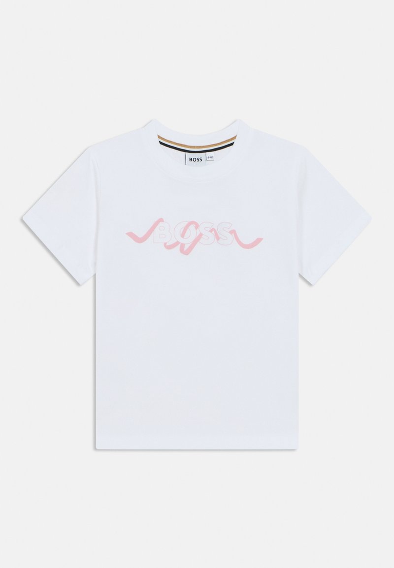 T-shirt en coton blanc à manches courtes, avec un texte graphique rose écrit "BOSS" en style cursif sur la poitrine.