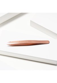 TWEEZERMAN ROSE GOLD POINT TWEEZER różowozłoty