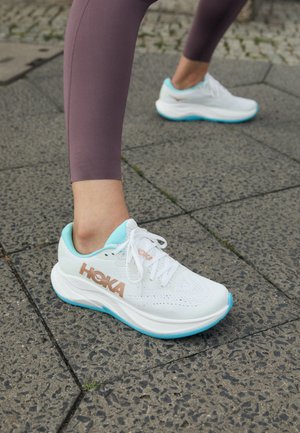 RINCON 4 - Zapatillas running asfalto - frost/rose gold