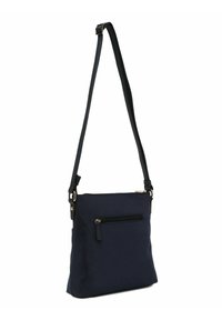 Borsa a spalla blu navy con una texture liscia, una tracolla regolabile e una tasca anteriore con zip. Presenta dettagli in metallo color oro.