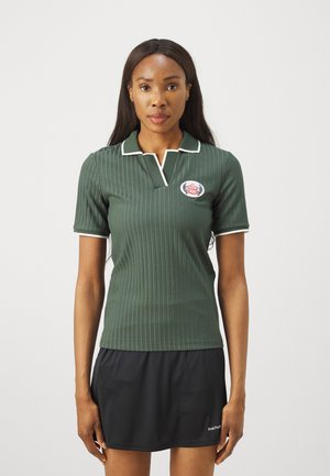 EA7 Emporio Armani GOLF CLUB - Polo shirt - urban chic