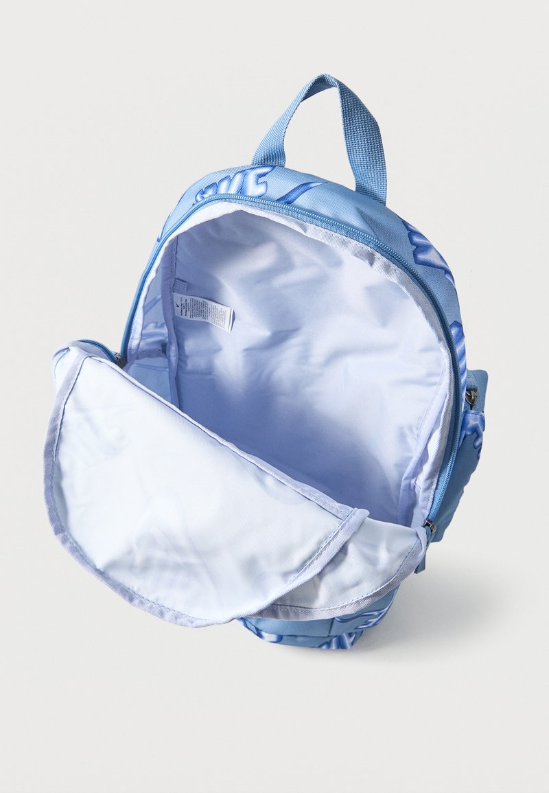 light blue nike backpack girls Elemental  DTLR this bookbag keeps their essentials organized while supporting active Nike Youth Elemental Backpack (20L),