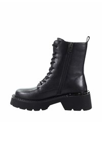 Czarne skórzane botki za kostkę z sznurowaniem i bocznym zamkiem, z grubą podeszwą i metalicznym akcentem na obcasie. Gładka tekstura i solidna konstrukcja.