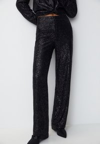 PULL&BEAR Broek - black