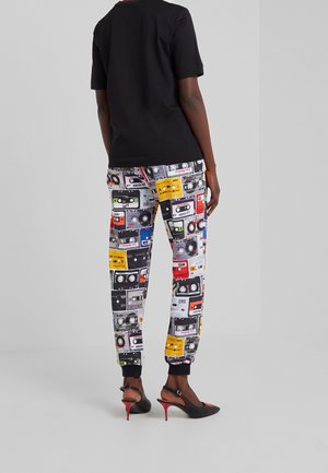 T-shirt con stampa - black