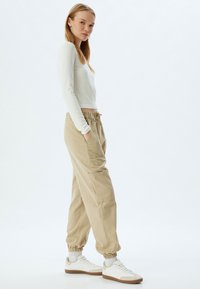 Koton JOGGER - Cargobyxor - beige