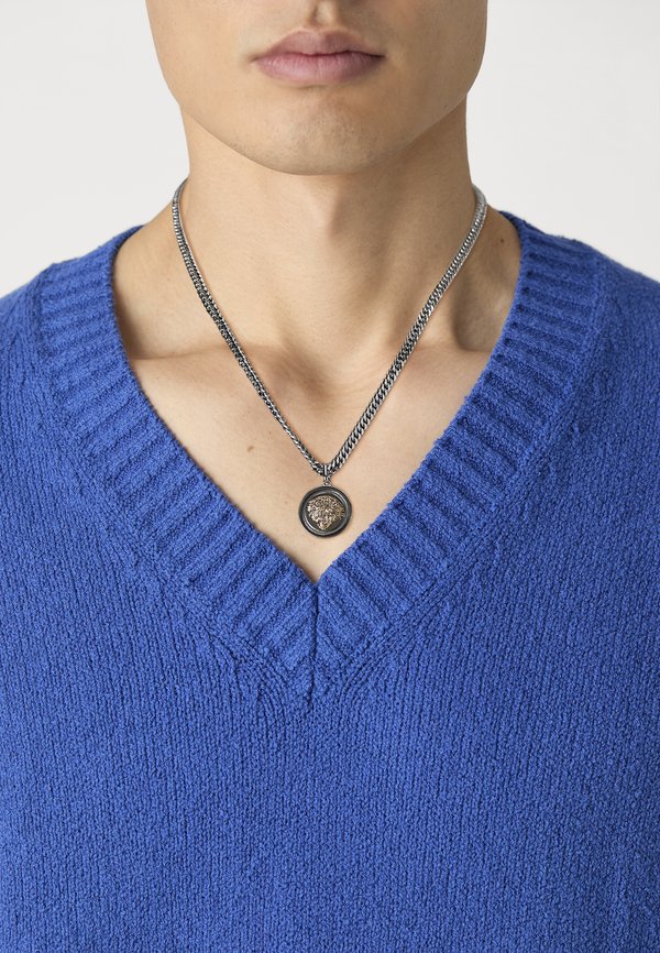 TIGER EMBOSSED COIN PENDANT CHAIN NECKLACE UNISEX - Necklace4