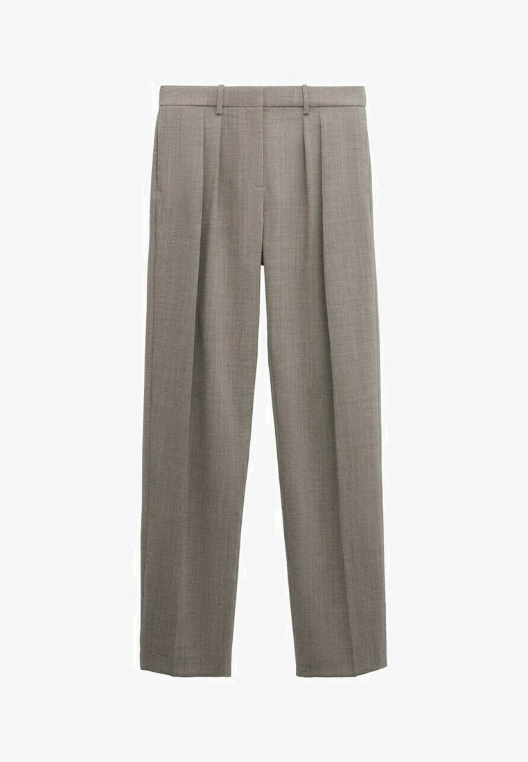 Pantalon de costume gris tailoré avec plis avant et passants pour ceinture, présenté à plat sur un fond blanc.