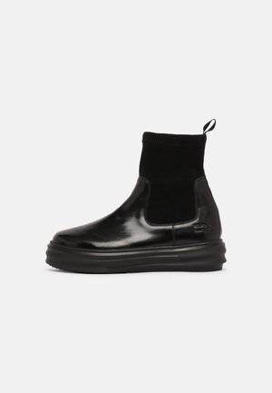 Kotníkové boty - black