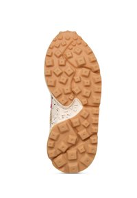 Suola in gomma con un motivo irregolare e testurizzato; colore beige chiaro con forme quadrate e rettangolari; bordi rinforzati per una maggiore durata.