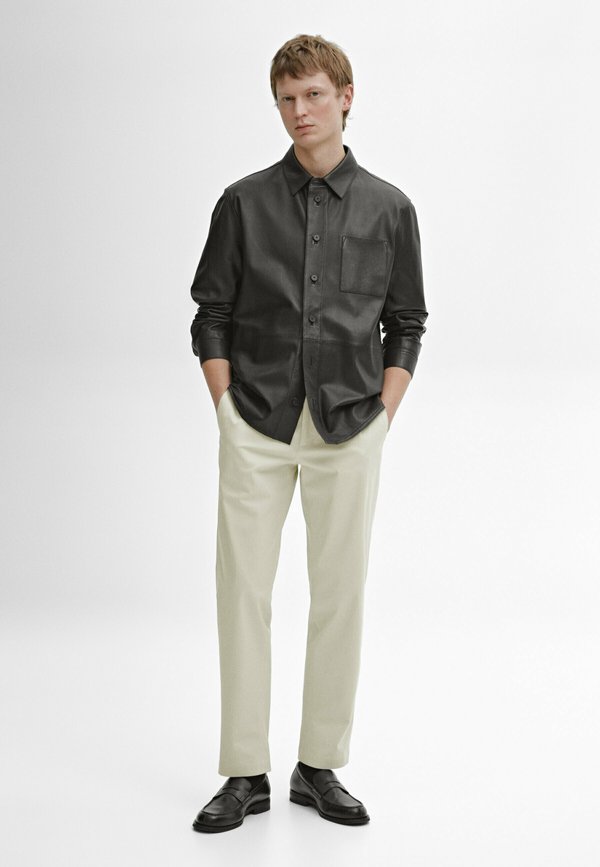 BUCKLE DETAIL - Chinos - beige3