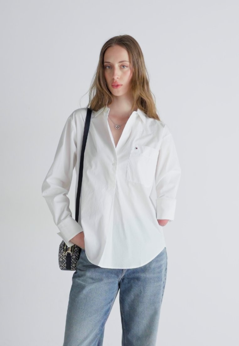 売れ筋商品|||トミー ヒルフィガー シャツ レディース トップス EASY FIT SHIRT - Button-down blouse - optic white Tommy Hilfiger EASY FIT SHIRT - Button-down blouse - optic