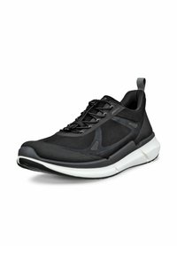 Schwarzer Sportschuh mit Obermaterial aus Mesh und Synthetik, kontrastierender weißer Zwischensohle, strukturierten Details und verstellbarem Schnürverschluss.