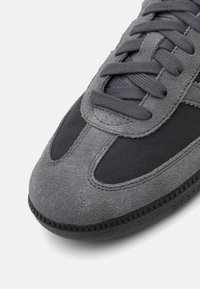 adidas Originals SAMBA OG - Zapatillas - core black/grey six