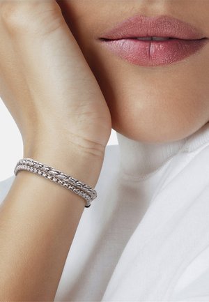 Yokoamii, ARMBAND YOKOAMII MODESCHMUCKARMBAND - Armbånd - silver-coloured